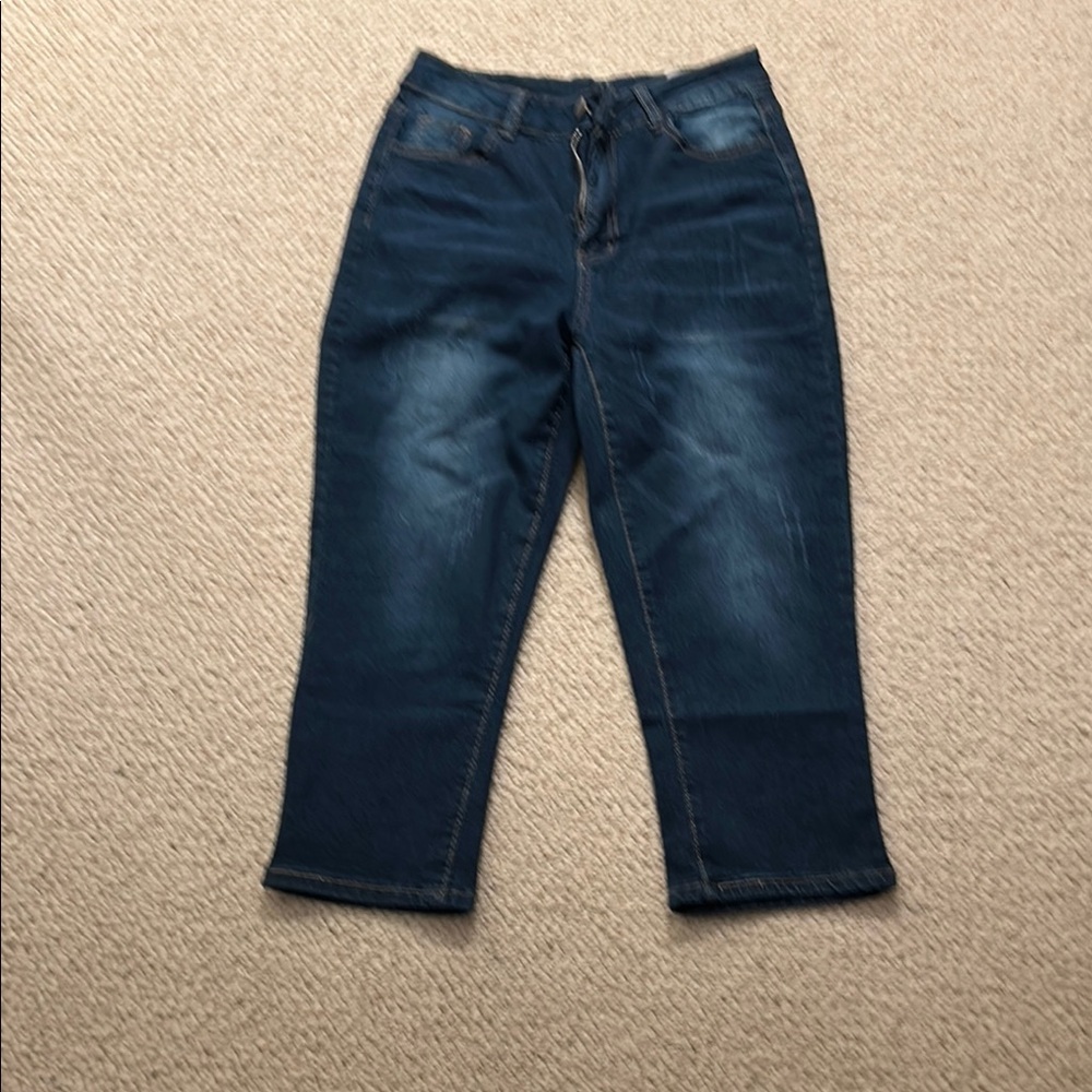 5 pocket blue jeans